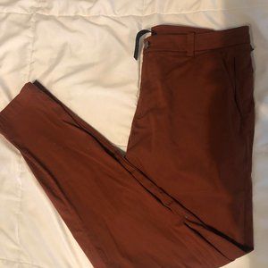 Like New! Lululemon Commission Pant in Burnt Orange